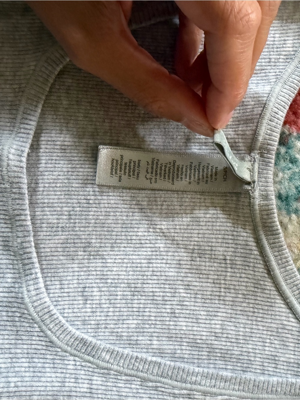 SKIMS Light Gray Ribbed Tank Top - Picture 2 of 4